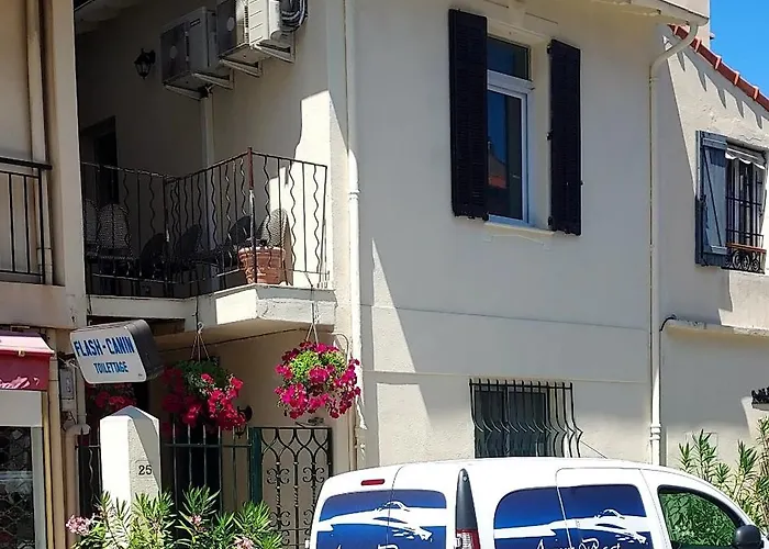 Crew Key West ホステル